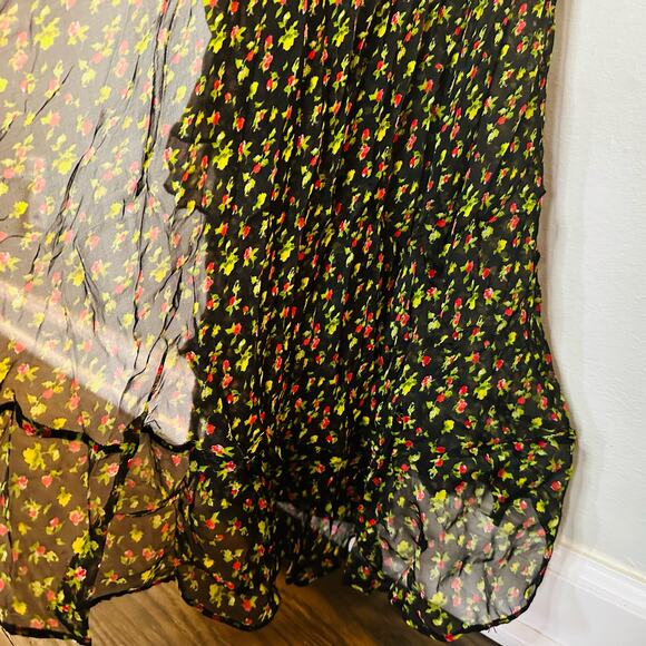 Caroline Constas Vivian Winter Rose 100% Silk V-Neck Ruffles Gown Size Small - Picture 12 of 16